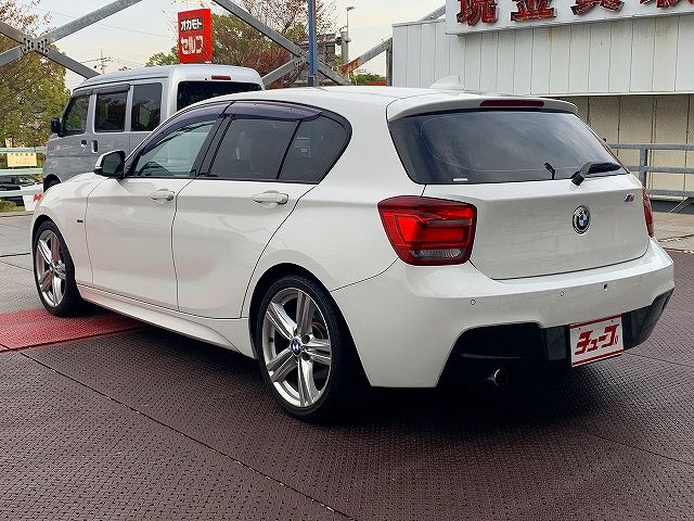Bmw 1 SERIES 2013-02 183516-23