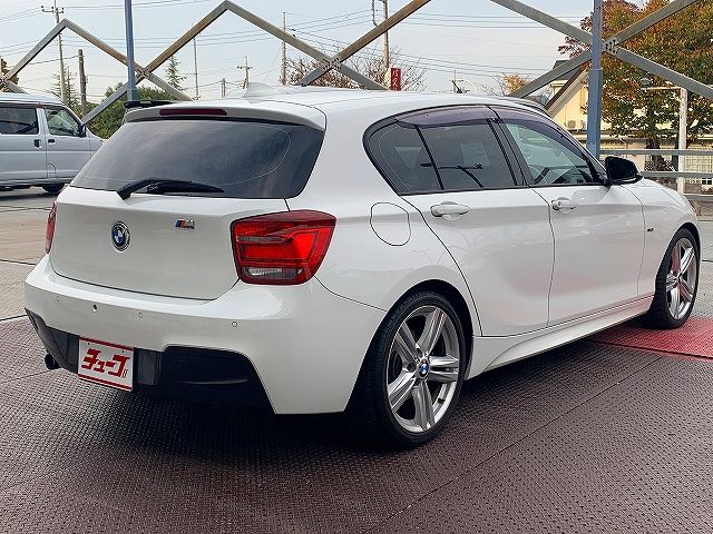 Bmw 1 SERIES 2013-02 183516-2