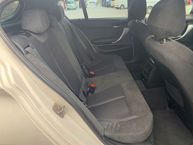 Bmw 1 SERIES 2013-02 183516-3
