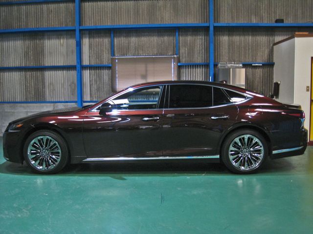Lexus LS 2018-03 3366-4