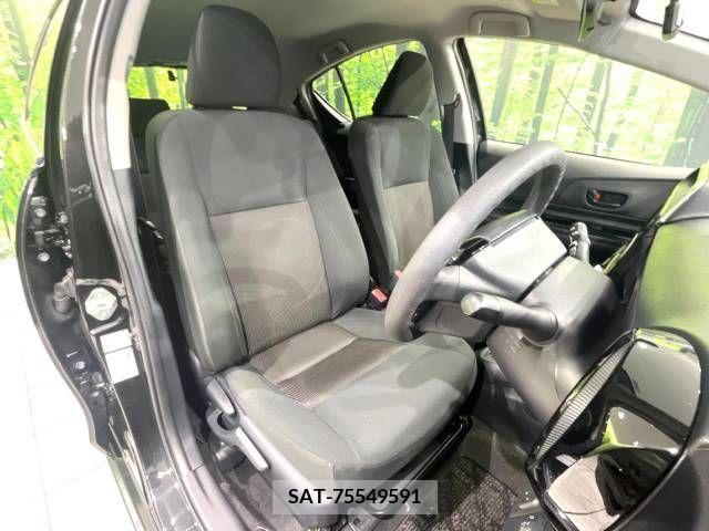Toyota AQUA 2018-07 260310-8