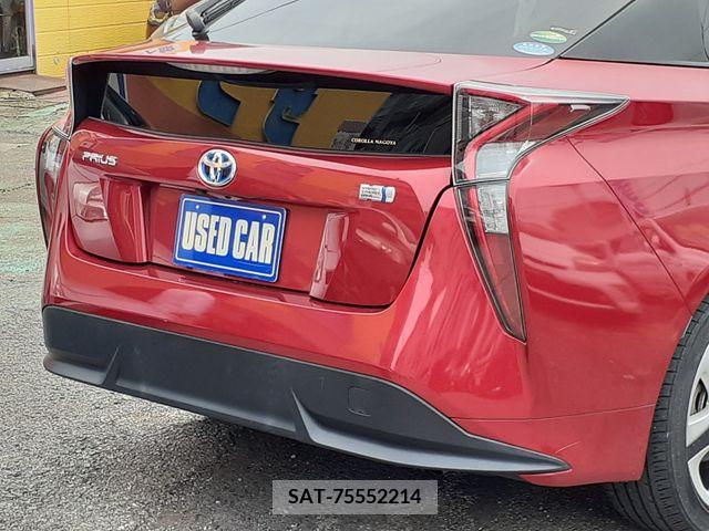 Toyota PRIUS 2016-05 281946-10