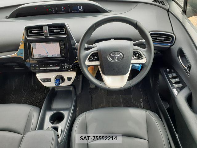 Toyota PRIUS 2016-05 281946-14