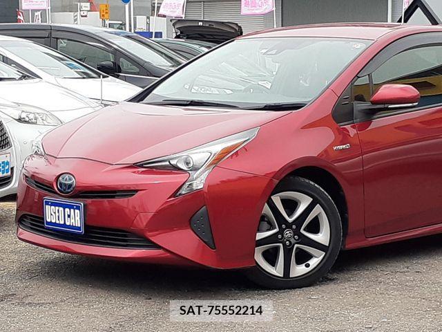 Toyota PRIUS 2016-05 281946-6