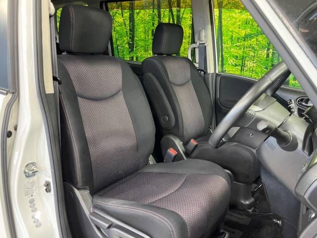Nissan SERENA 2011-12 9865-7