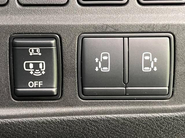 Nissan SERENA 2018-10 20821-7