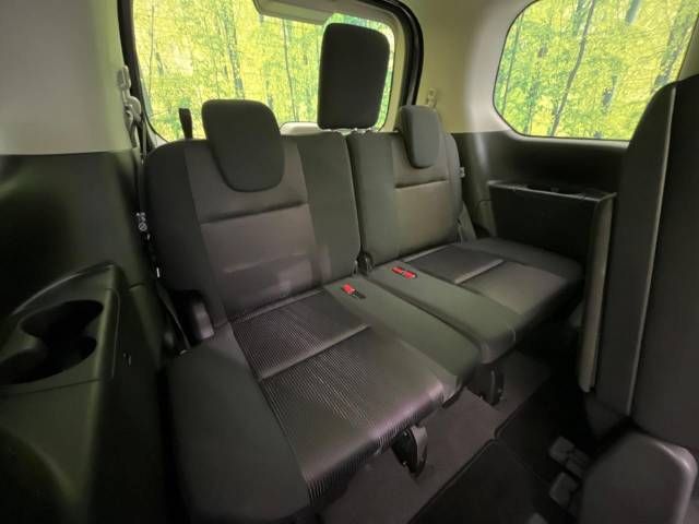 Nissan SERENA 2018-10 20821-10