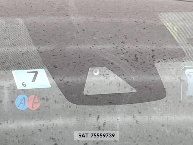 Toyota PRIUS 2019-07 336072-2