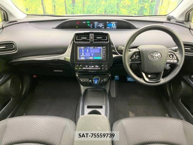 Toyota PRIUS 2019-07 336072-1