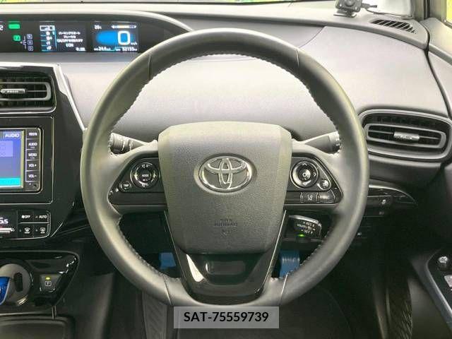 Toyota PRIUS 2019-07 336072-11