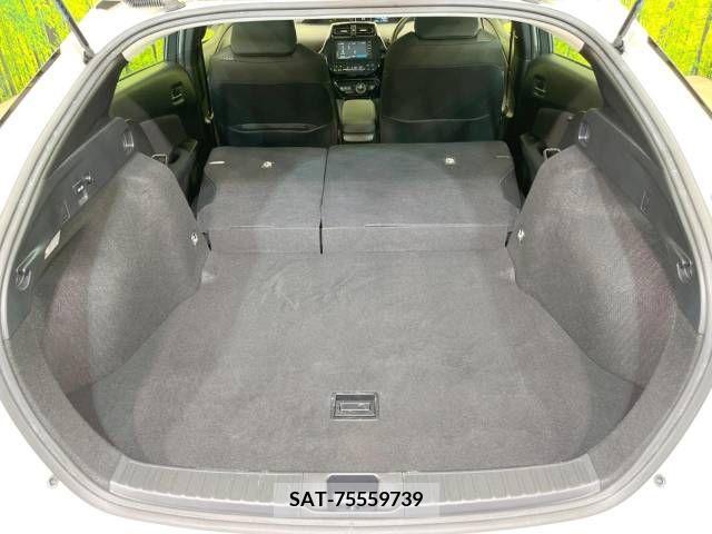 Toyota PRIUS 2019-07 336072-10
