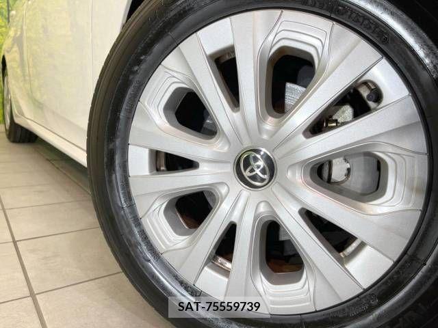 Toyota PRIUS 2019-07 336072-13