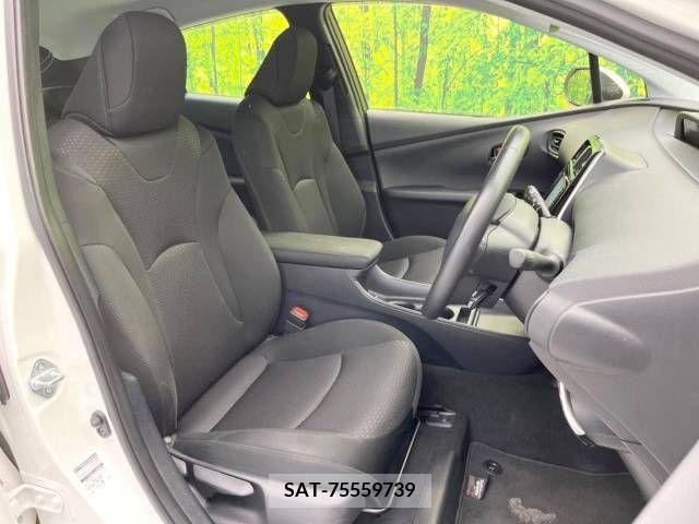 Toyota PRIUS 2019-07 336072-8