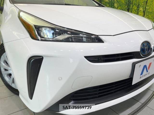 Toyota PRIUS 2019-07 336072-12