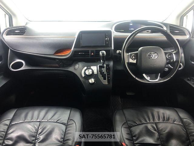 Toyota SIENTA 2017-04 368206-1