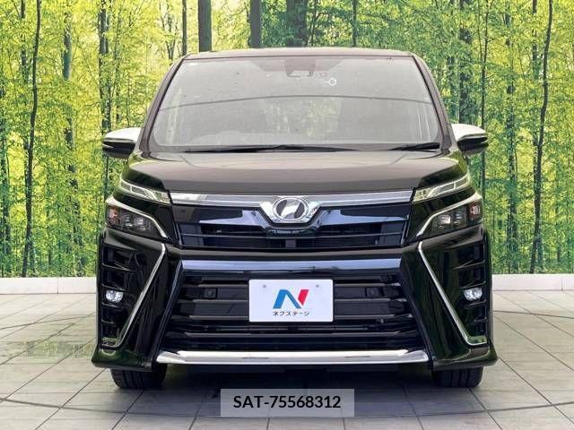 Toyota VOXY 2019-07 332429-14