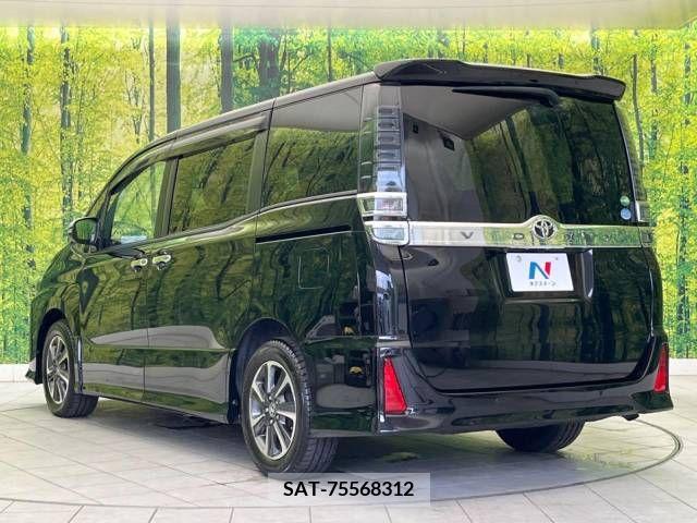 Toyota VOXY 2019-07 332429-17