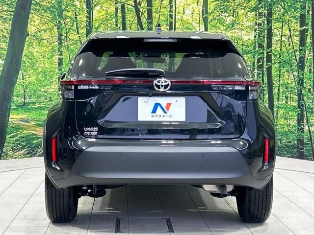 Toyota YARIS CROSS 2023-03 194863-15