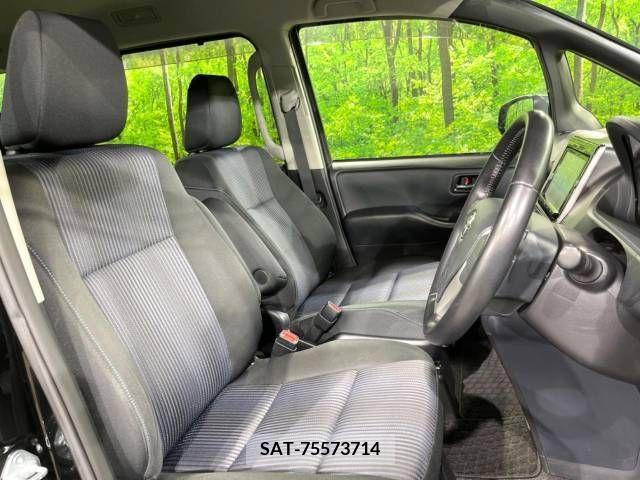Toyota VOXY 2016-06 321481-8