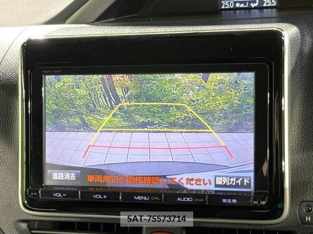 Toyota VOXY 2016-06 321481-3