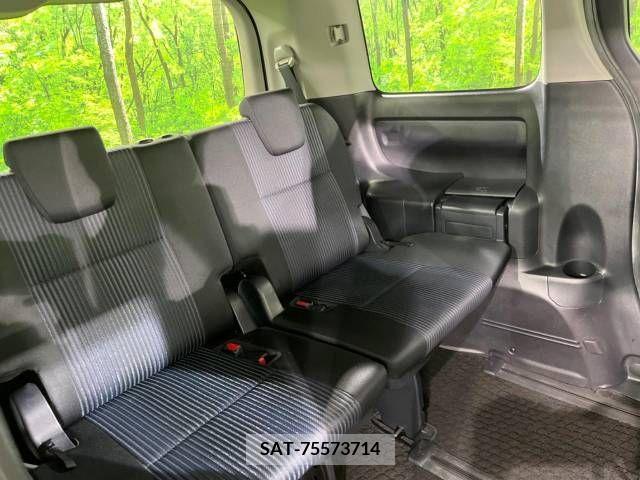 Toyota VOXY 2016-06 321481-10