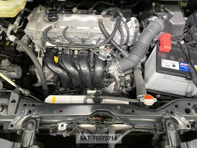 Toyota VOXY 2016-06 321481-19