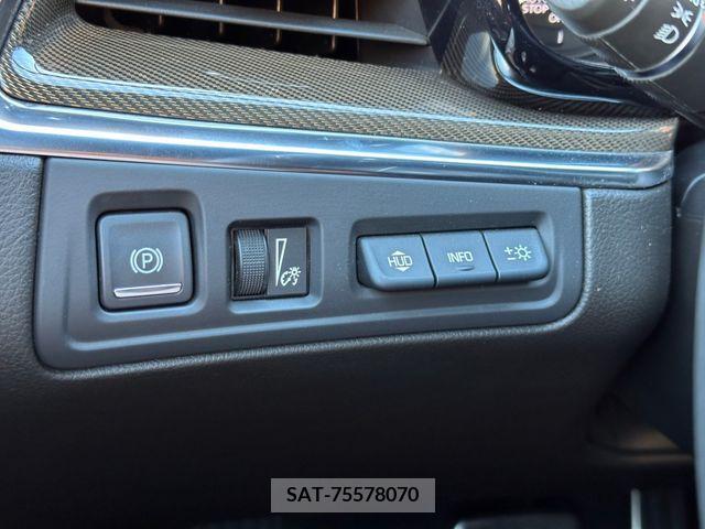 Cadillac XT5 2022-07 202356-23