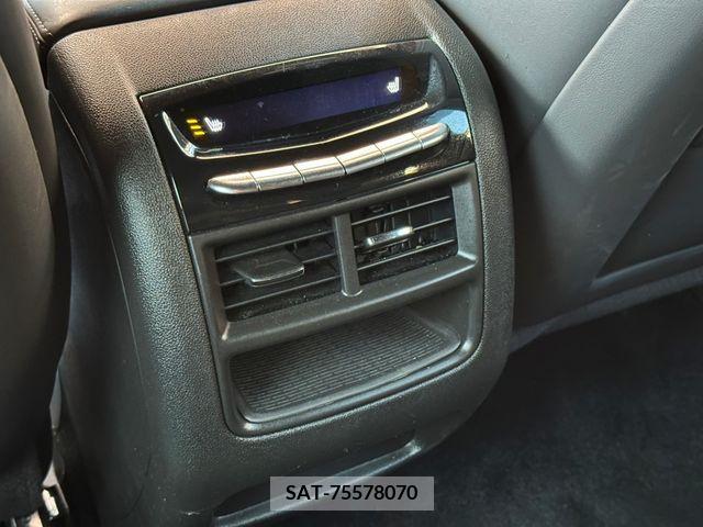 Cadillac XT5 2022-07 202356-15