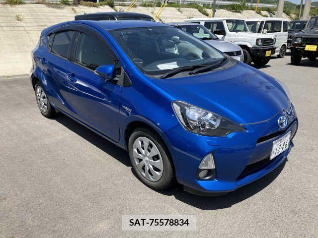 Toyota AQUA 2014-02 292184-0