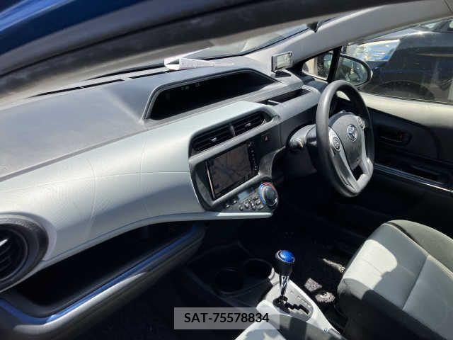 Toyota AQUA 2014-02 292184-3