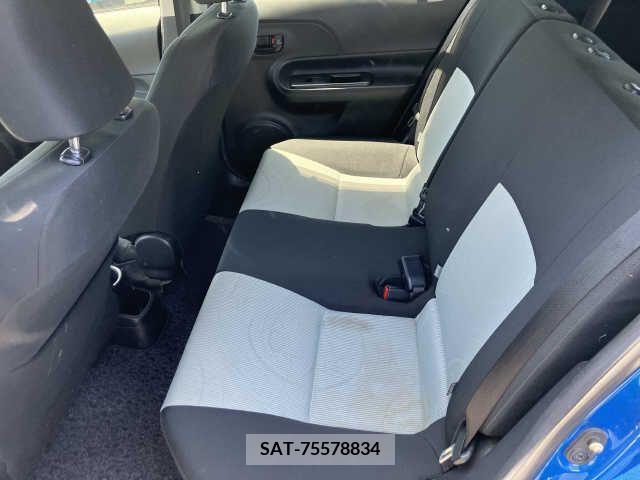 Toyota AQUA 2014-02 292184-4