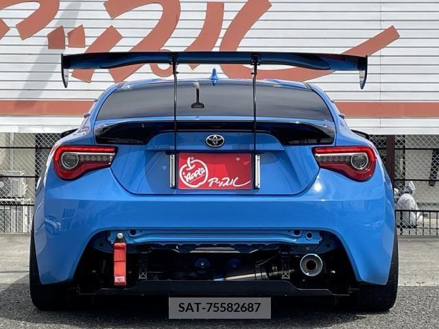 Toyota 86 2018-08 258572-11
