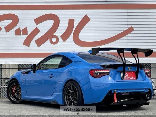 Toyota 86 2018-08 258572-7