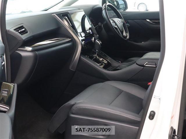 Toyota ALPHARD 2022-09 261775-14