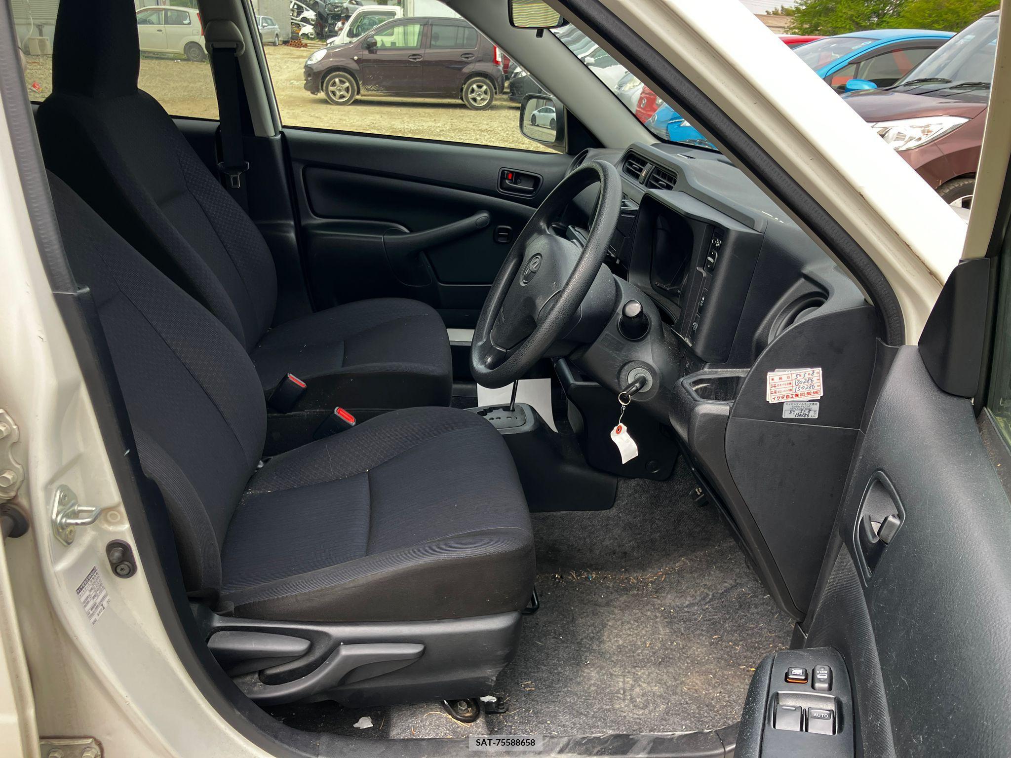 Toyota SUCCEED VAN 2018-03 258312-8