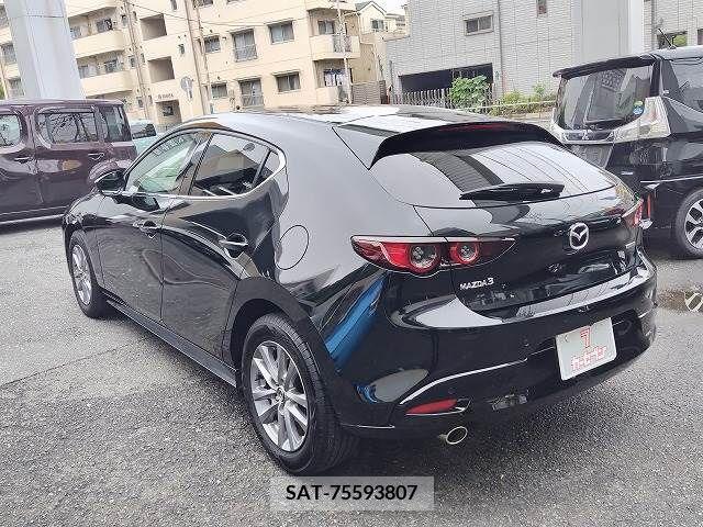 Mazda MAZDA3 2021-08 352344-1