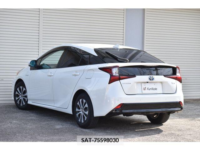 Toyota PRIUS 2020-03 281703-1