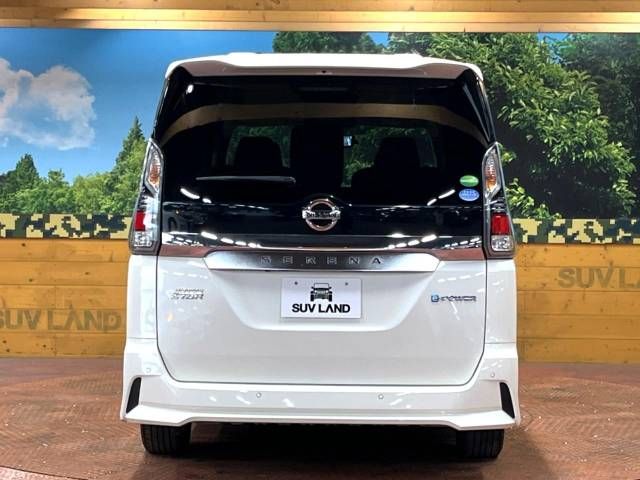 Nissan SERENA 2018-12 195947-16