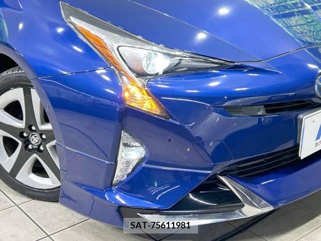 Toyota PRIUS 2018-11 281919-12
