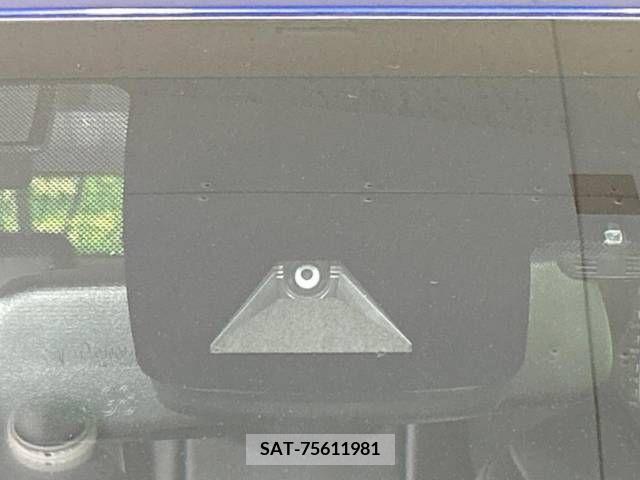 Toyota PRIUS 2018-11 281919-4