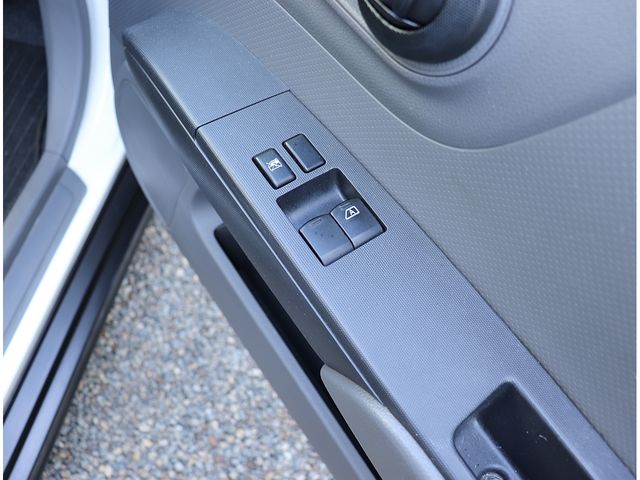 Nissan AD VAN 2015-11 193894-26