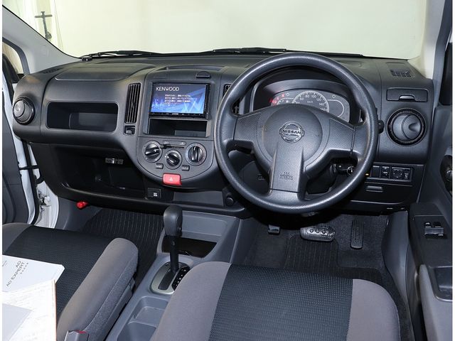 Nissan AD VAN 2015-11 193894-1