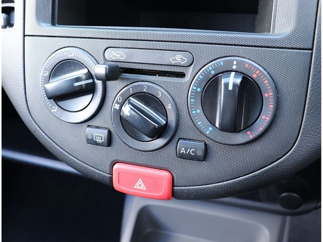 Nissan AD VAN 2015-11 193894-21