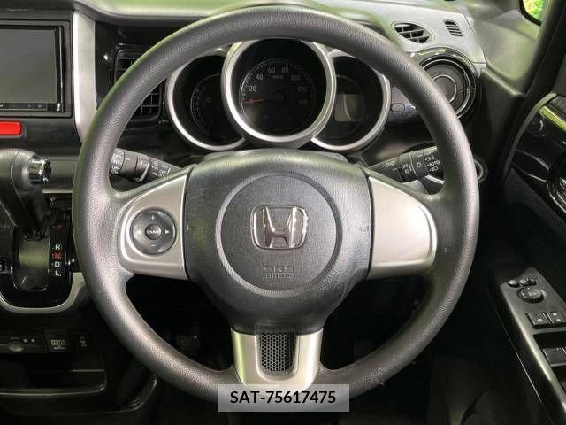 Honda N BOX CUSTOM 2017-02 211762-11