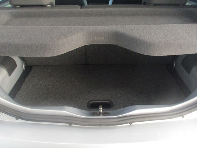 VolksWagen UP! 2013-08 6574-22