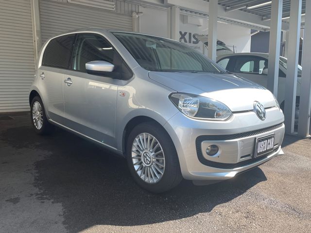 VolksWagen UP! 2013-08 6574-0