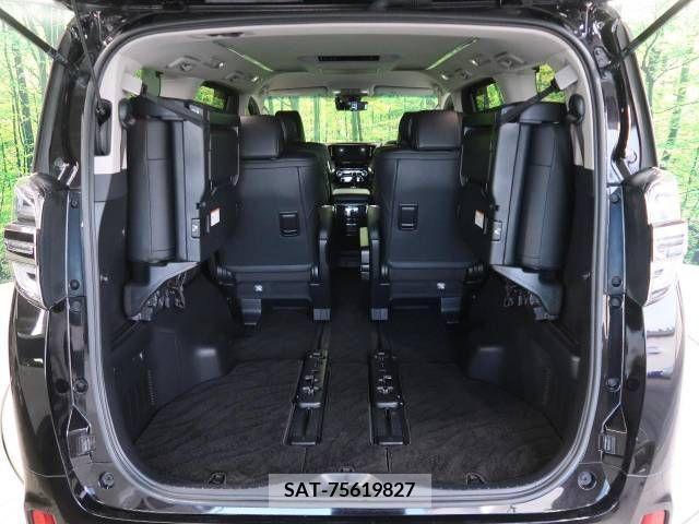 Toyota VELLFIRE 2019-03 209432-14