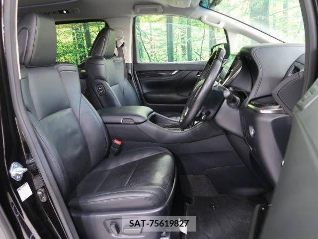Toyota VELLFIRE 2019-03 209432-11