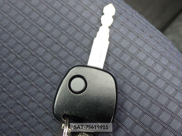 Suzuki ALTO 2019-05 374514-18