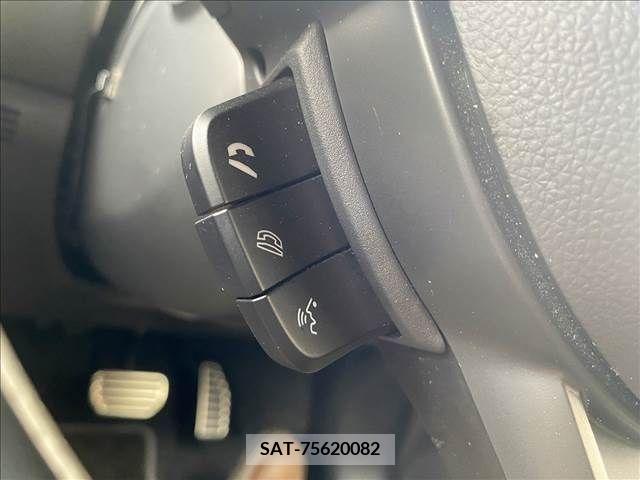 Suzuki SWIFT 2018-04 376477-15